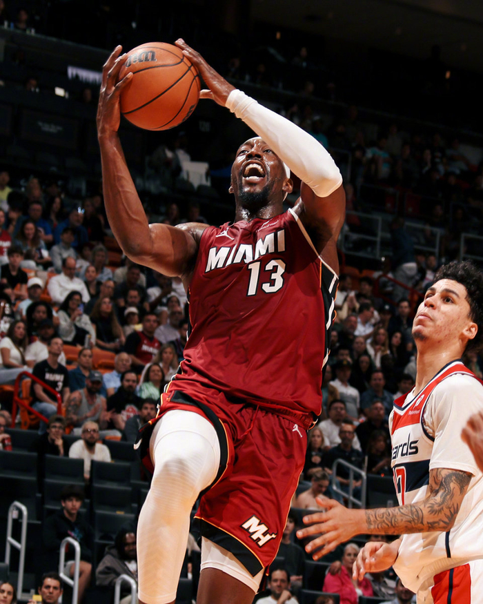 开云体育APP-历史第二人！阿德巴约狂砍83分，热火150-129大胜奇才队|巴姆-阿德巴约|巴姆·阿德巴约|多诺万-米切尔|迈阿密热火队|华盛顿奇才队_新浪新闻